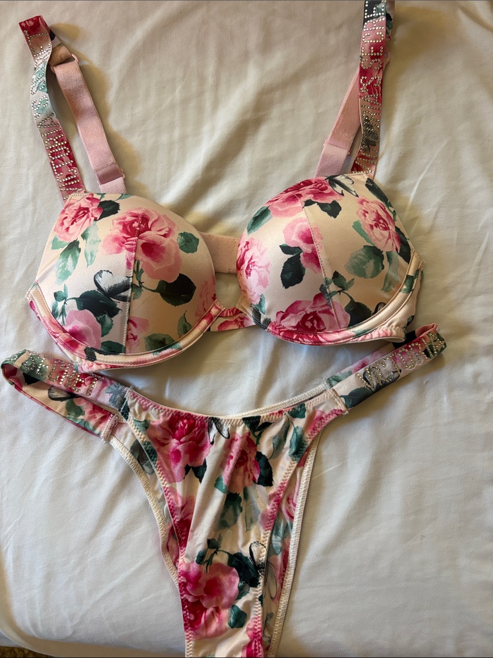 Victorias Secret Rose Shine Strap Set